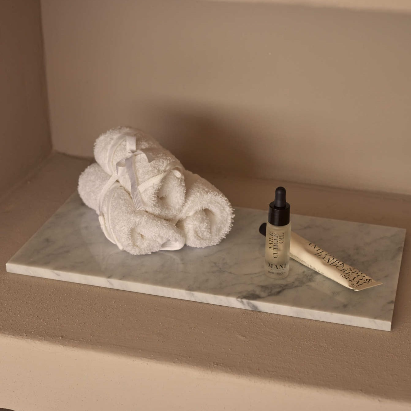 Marmer dienblad rechthoek L wit